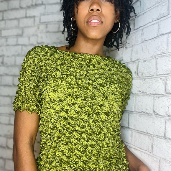 Y2K Popcorn Fabric Top - Picture 3 of 6